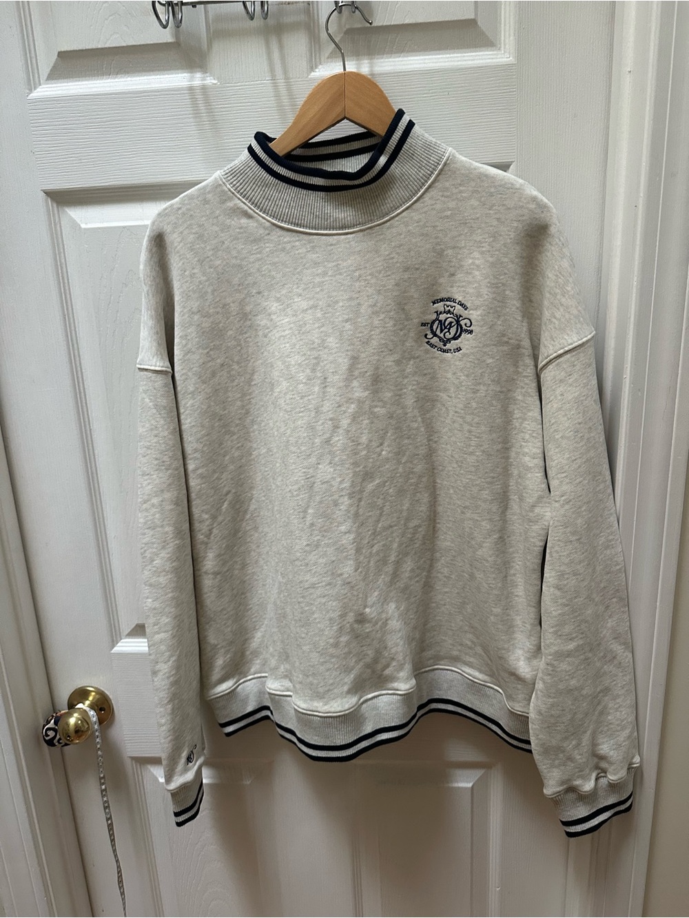 Memorial Days Saint Michaels Diana Mockneck gray navy s/m sweatshirt